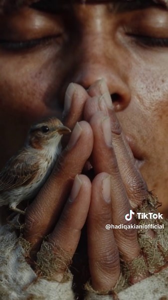 CHALLA OUT NOW. SUFISCORE. AUDIO CREDITS: Vocals: Hadiqa Kiani Opening Verses / Poetry: Asim Raza Main Poetry & Melody: Folk Opening Verse / Bridge Melody: Hadiqa Kiani Tabla / Dholak: Zeeshan Haider Harmonium: Irfan Kiani Guitars / Baglama: Steive George Mix / Master & Co-Producer: Eva Kiani Producer: Irfan Kiani CHALLA VIDEO CREDITS: Makeup (Hadiqa Kiani): Hadiqa Kiani Salon Hair: Habil Sadeeq Get up Artist (Men): Ansan Abbasi Assistant Art: Awais Akbar Art Direction: Khizer Durrani & Mahina R