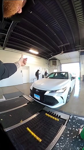 Epic Fail at the Car Wash! Hilarious Mishap Caught on Camera