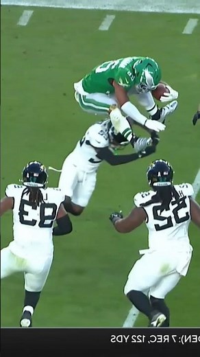 Backwards Hurdle By Saquon Barkley