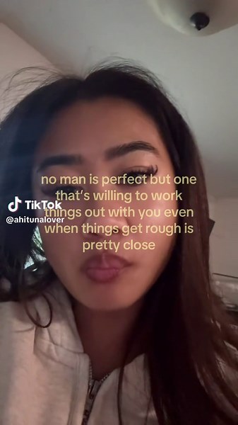 Characteristics of a Supportive Friend in Tough Times