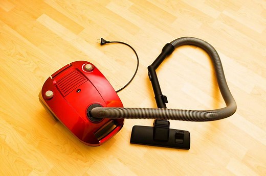 How to to Clean a Vacuum Hose: Step-by-Step