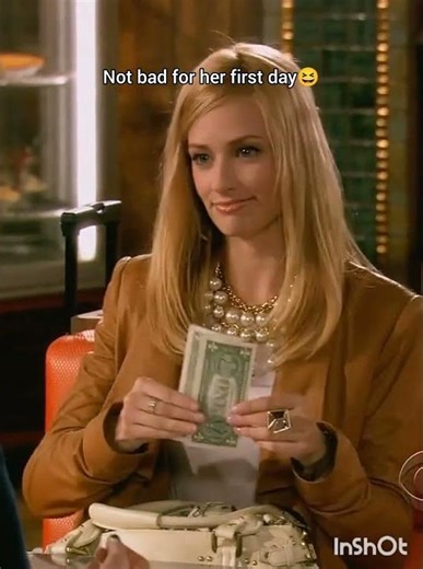 Two waitress split their tips, one only gave 2 dollars #shorts