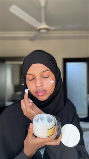 Wajiga wxa laydhaqay after 5h 😂🩷#@saxarla.skincare #fyp #djaboutitiktok🇩🇯❤️ #foryou #somalitiktok