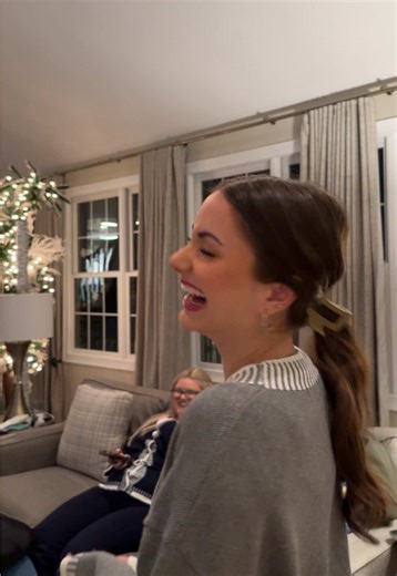 Claw Clip Hairstyles: Men's Style Challenge