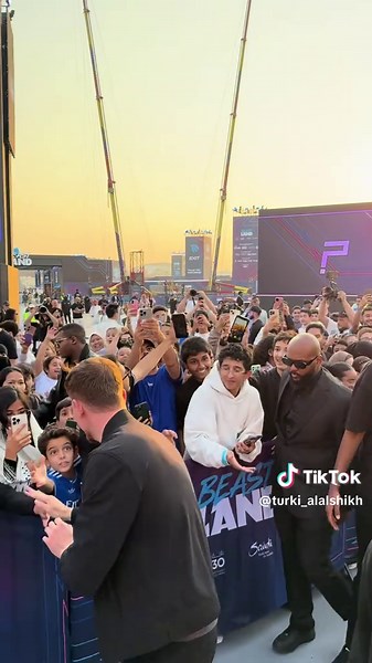 افتتاح منطقة #بيست_لاند احد مناطق #موسم_الرياض 😎🔥 #mrbeast #riyadhseason #riyadh