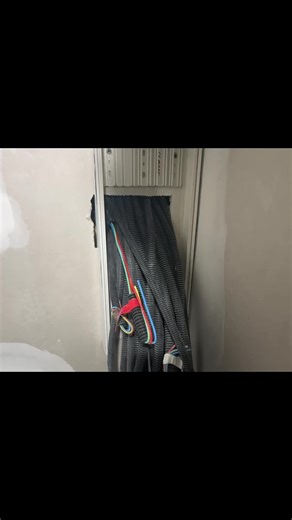 Installation d'un tableau électrique étape par étape