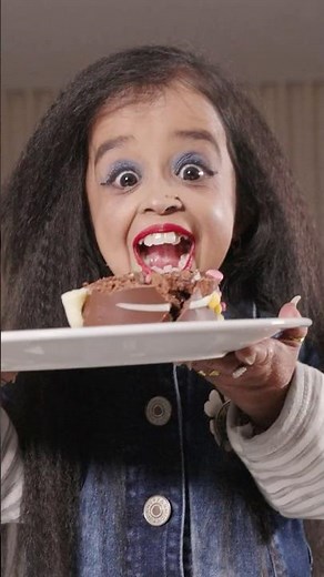 Happy birthday to the world's shortest woman - Jyoti Amge 🥰️✨