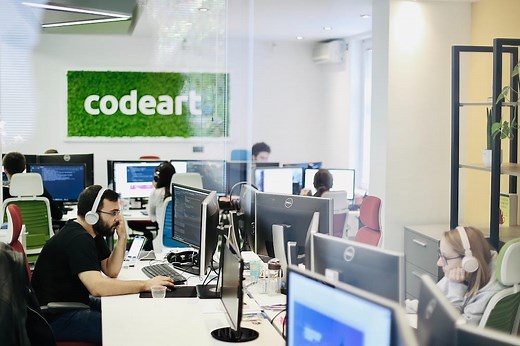 Python maximum recursion depth exceeded in comparison Solution