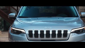 SUVに必要なエッセンスを高次元に融合。Jeep® No.1の機能性を誇り、世界を変える新しい出逢いに満ちた日々が楽しめる、リアルミッドサイズSUV。 | Jeep Japan / ジープ ジャパン