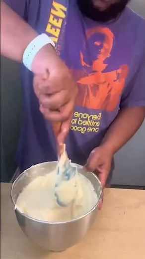 No Glaze Southern Poundcake | Cold Oven Butter Pound Cake Recipe