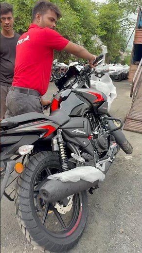 Apache rtr black ~| the 160 cc king is here || new 2025 model || #tvs #apaches #apache1604v #n160