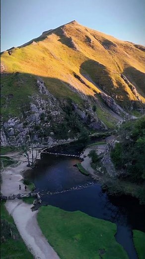 Dovedale Stepping Stone: A Must-See Gem in the Peak District UK