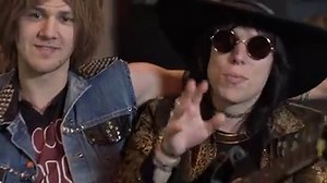 You’ve got that hand I can’t beat so put your money on me and rock out to The Struts newest album and playable music videos in Everybody Wants The Struts Premium Show. | Guitar Hero