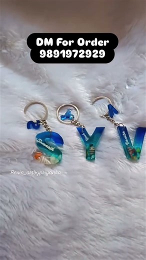Custom Alphabet Beach Keychain | Ocean Theme Resin Accessory