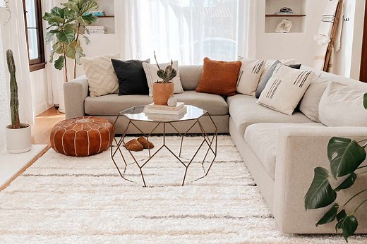 10 Area Rug Placement Dos and Don’ts