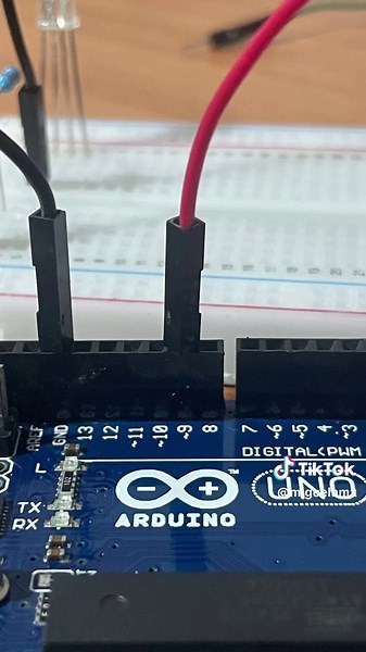 Cómo funciona un LED RGB y su conexión con Arduino