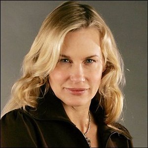 Daryl Hannah: Bio, Height, Weight, Age, Measurements