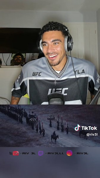 You guys asked for it and I’m so thankful you did….. I Love you all so much ❤️❤️❤️ I’m still conflicted on who’s my bias ahahaha…. Reaction-Stray Kids ‘Divine’ #riv3l #fyp #trending #straykids #divine