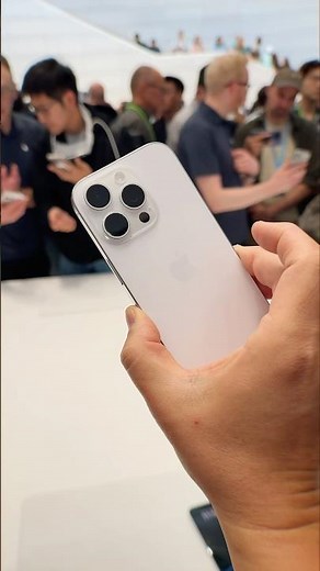 Apple iPhone 16 Pro Zoom Test with Camera Control!