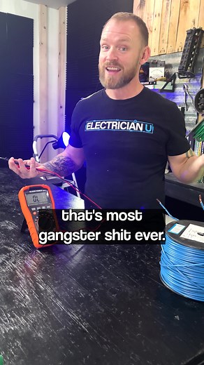 Electrician Hack - How to find out how much wire is on a reel #electrician #electricianu #electricianhack #electriciansoftiktok #electriciansofinstagram #electricianshit #electriciansofamerica #sparky #sparkylife #electricianlife