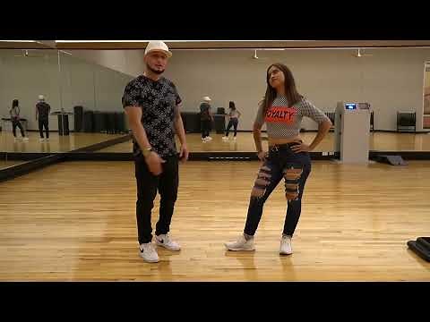 How to Dance Cumbia Basic Step