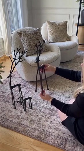 75 reactions · 9 comments | 歷Timeless Black Design: Perfect for Any Christmas Vibe.Sleek black finish avoids overly flashy decor—blends seamlessly with classic red-green themes, modern minimalist spaces, or cozy rustic setups. Whether paired with a Christmas tree, fireplace mantel, or entryway table, it adds understated luxury without clashing. | Relativer | Facebook