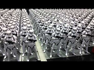 1,000 awesome Imperial Stormtrooper action figures in one glorious formation