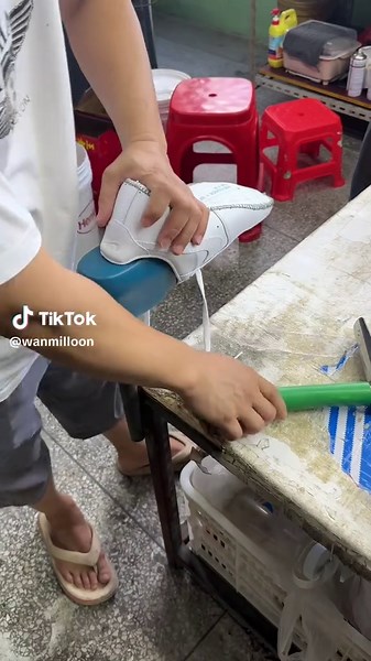 Wholesale Air Force 1 Sneakers from Factory