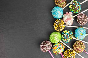 5 recetas originales para hacer cake pops en caseras
