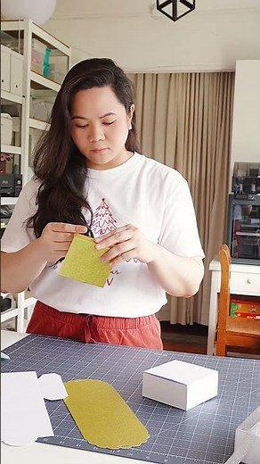 Create a Christmas Box and Tags with Cricut