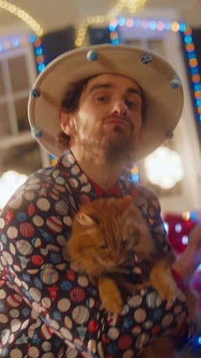 Hightech statt Weihnachtshelfer: Ihr smarter Festtags-Assistent – der neue Dell-PC mit #IntelCoreUltra. | Dell Technologies | Facebook