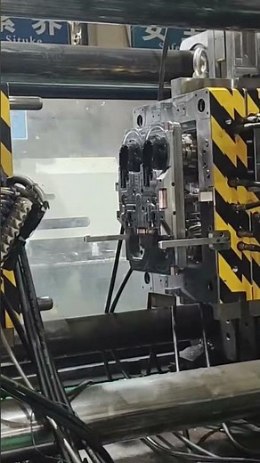 rotating-core two-shot (2K) injection mold #moldmaking