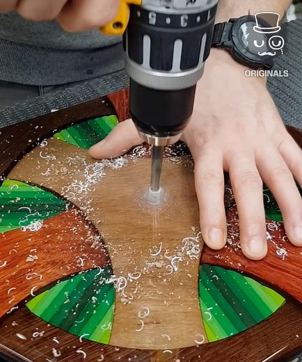 What an Impressive Clock Craftsmanship! ✏️🪵🌿 | Simple