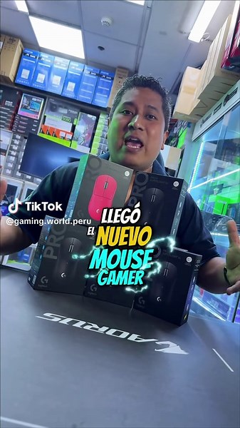 ⚡🖱️ ¡Llegó el nuevo mouse gamer Logitech PRO X SUPERLIGHT 2C! ⚡ ⭐ Peso ultraliviano de 51g ⭐ Sensor HERO 2 con hasta 44,000 DPI ⭐ Polling rate 8,000 Hz ⭐ Batería de hasta 95 horas 📍 Ya disponible en Gaming World 📲 ¡Pídelo ahora en nuestra web o visítanos! #Logitech #Superlight2C #MouseGamer #SetupGamer #perifericosgamer
