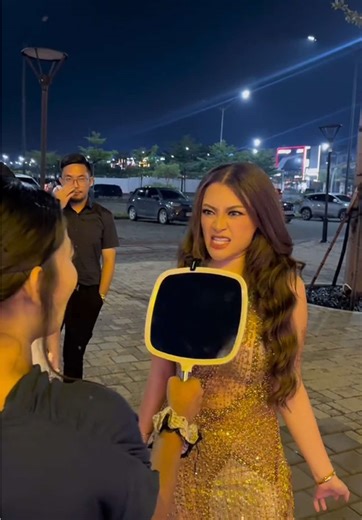 Nathalie Holscher: Skincare dan Edits Menarik