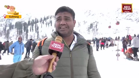 Gulmarg's Gondola cable car draws winter tourists