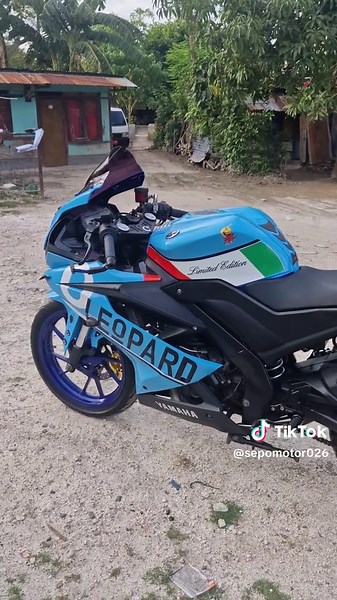 Explore the Power of the R15 V3 Motorcycle