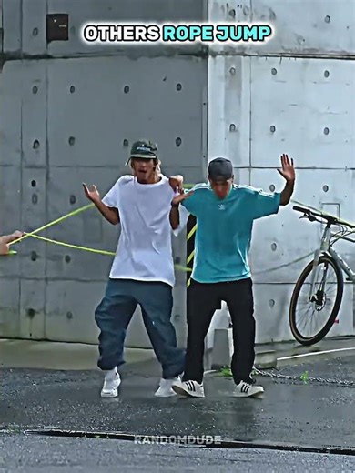 Normal jump VS Floating one