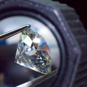 SI Clarity Diamonds | With Clarity