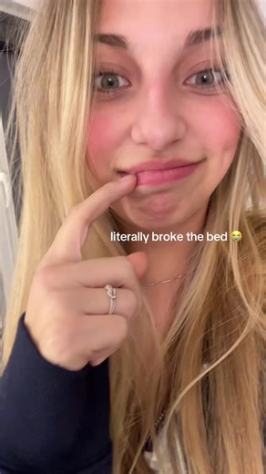 Couple Goals in Bed Wars Gameplay