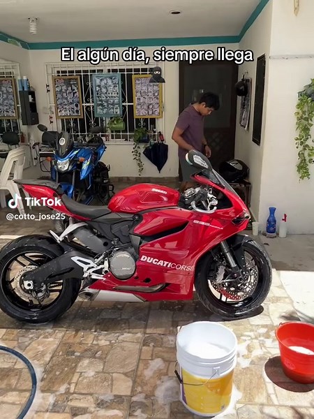 🥷🏻 | Ducati Bikes