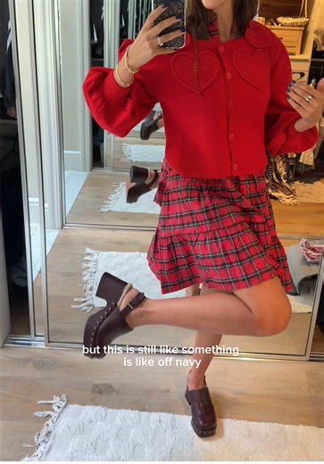 Hoping you all had an amazing Sunday!!! Ily all 🤍💒🎀🎄 #sunday #grwm #sundayfitcheck #newmom #girlmom