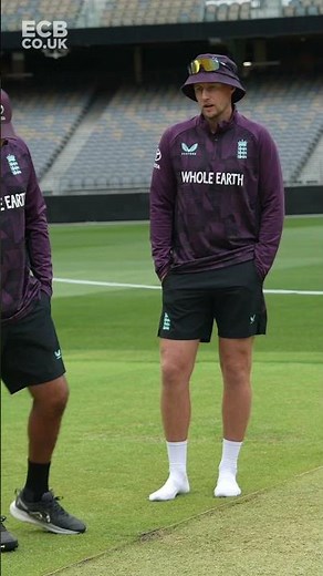 👀 Eyes On The Prize | Joe Root Inspects Perth pitch at Optus Stadium #theashes