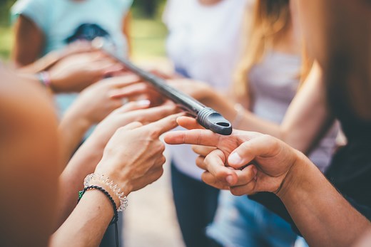 53 team building activities to improve teamwork in 2025 (and to have fun!) | SessionLab