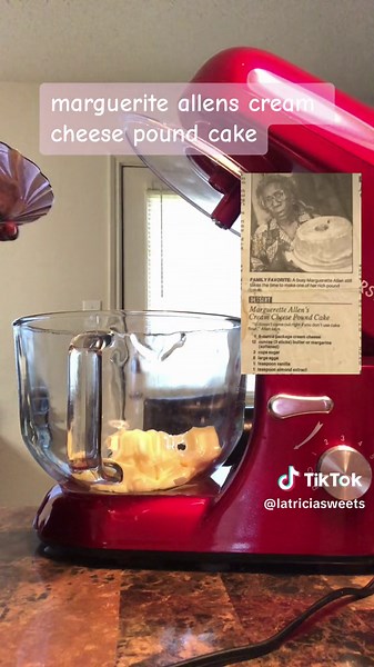 Delicious Marguerite Allen Cream Cheese Pound Cake Recipe