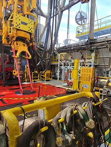 2.2K views · 35 reactions | Drilling rig on jack up platform 﫡 | Oil and gas | Facebook