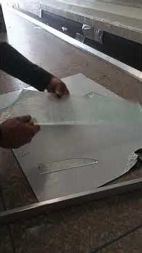 “How to Cut Glass Safely and Easily”