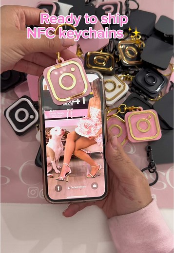 Creating Custom Acrylic Keychains for Small Businesses