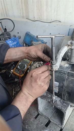 how to check a generator voltage #carpart #mechanic