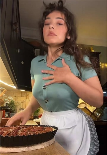 Pumpkin pie may reign supreme on Thanksgiving, but the true hero of the dessert table is pecan pie. Unlike its gourd-based friend that falls out of favor after the holiday season, pecan pie remains a popular dessert year-round. Pecan pie is an American creation. Its history can be traced back thousands of years, to Native Americans who used the nut's meat as a filling for their medicine pouches and in recipes like wampum belts. The colonists began using pecans as a food source, though they didn'